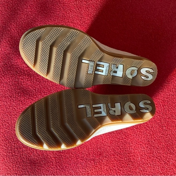 SOREL Sz 7.5 Joanie II Slip On Suede Nubuck Slide Wedges in Dove Colourway Shoes - Picture 8 of 10